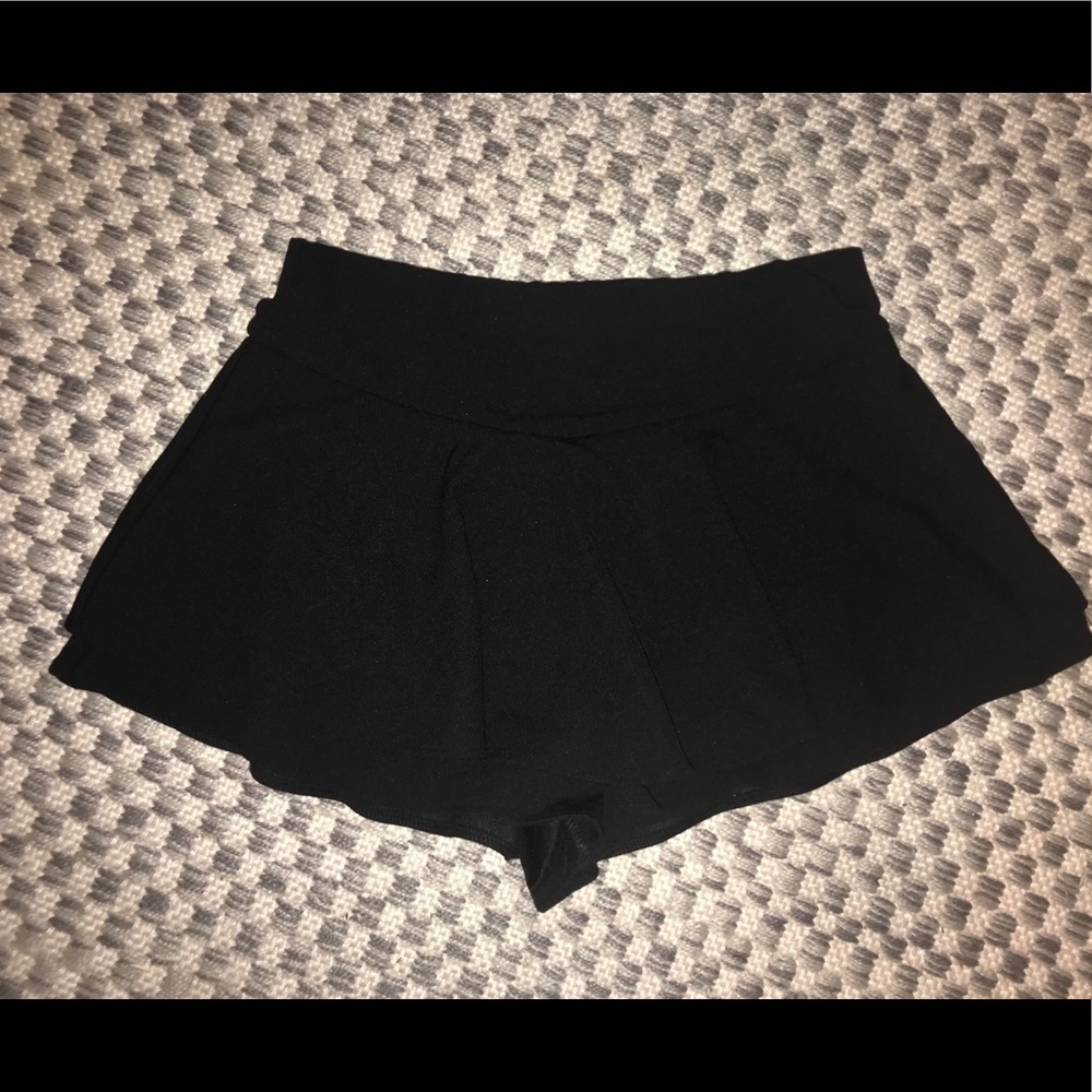 Black Swing Skort